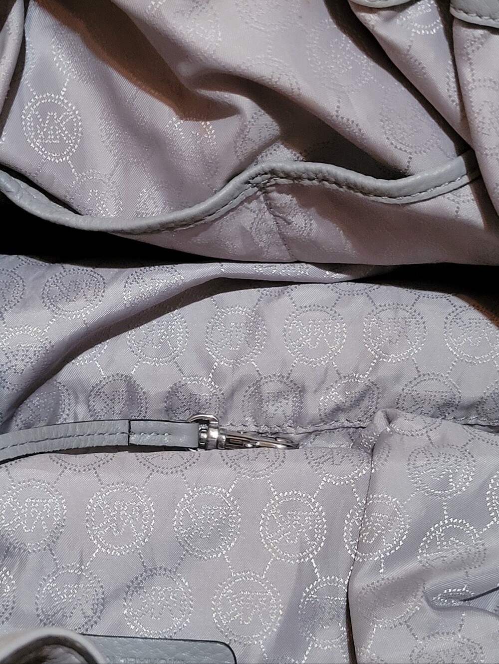 Michael Kors Steel Gray Large Camden Drawstring Leather Shoulder Hobo EXCELLENT - Picture 14 of 14